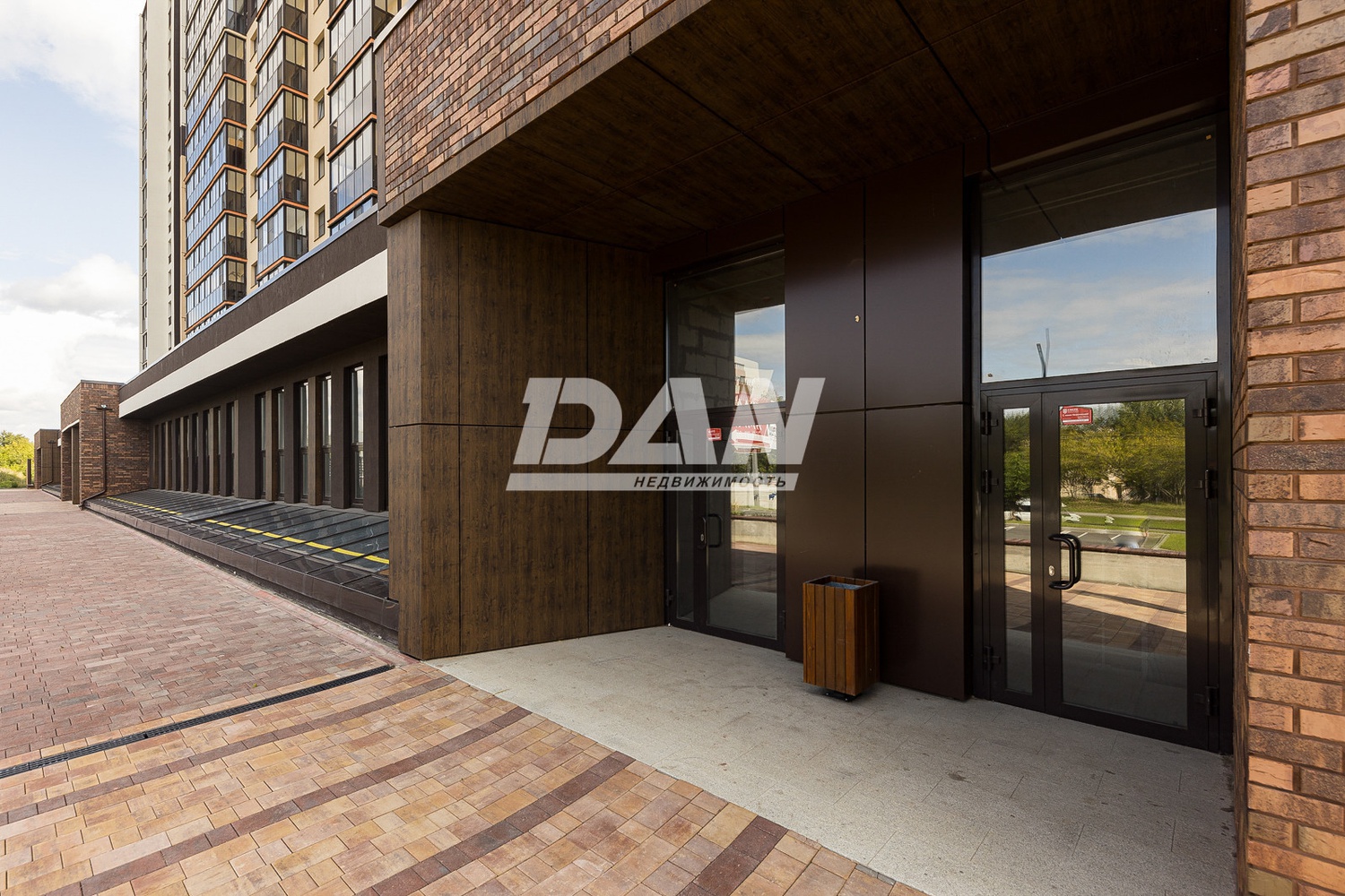 Торговое помещение 270 м²