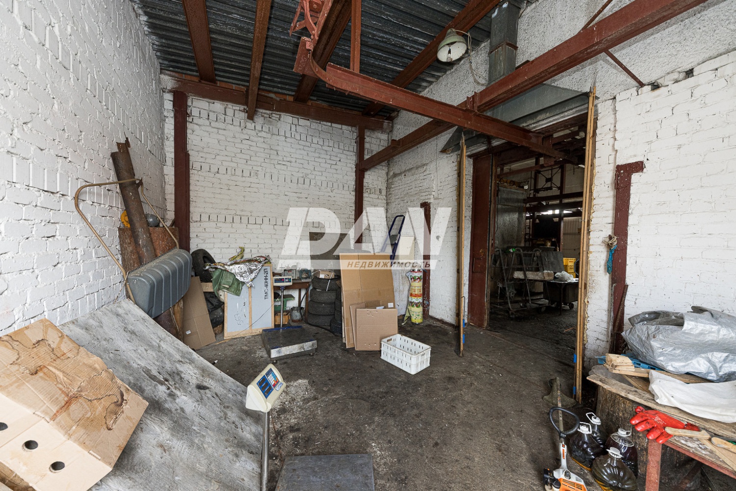 Помещение свободного назначения 276 м²