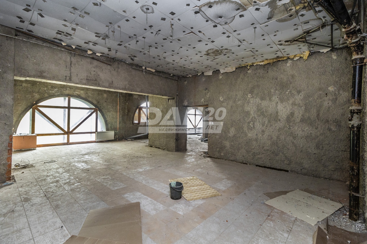 Помещение свободного назначения 837,5 м²