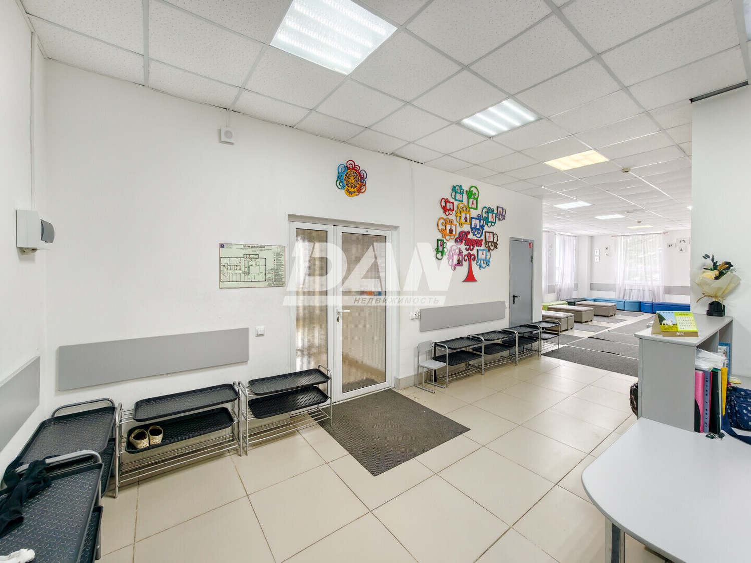Помещение свободного назначения 316,1 м²