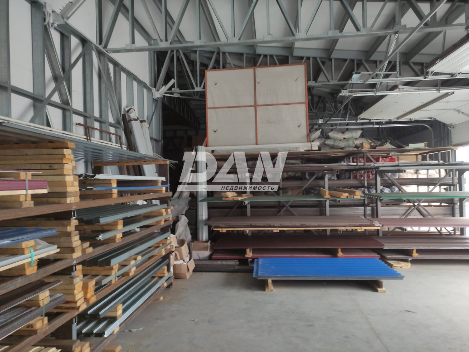 Помещение свободного назначения 1107 м²