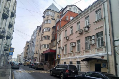«ЦУН» выставил на торги здание 370 кв.м в ЦАО Москвы