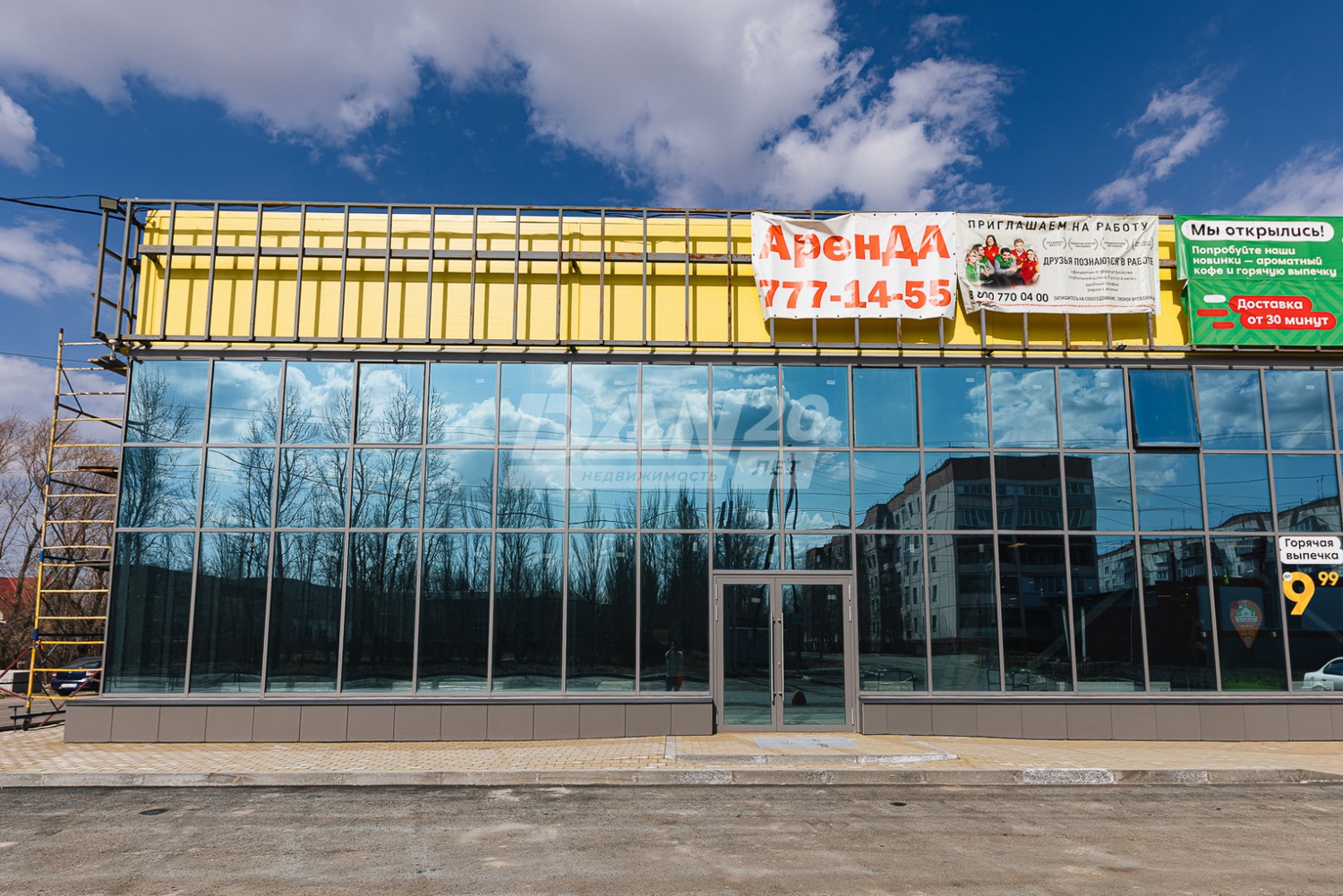Торговое помещение 378,3 м²