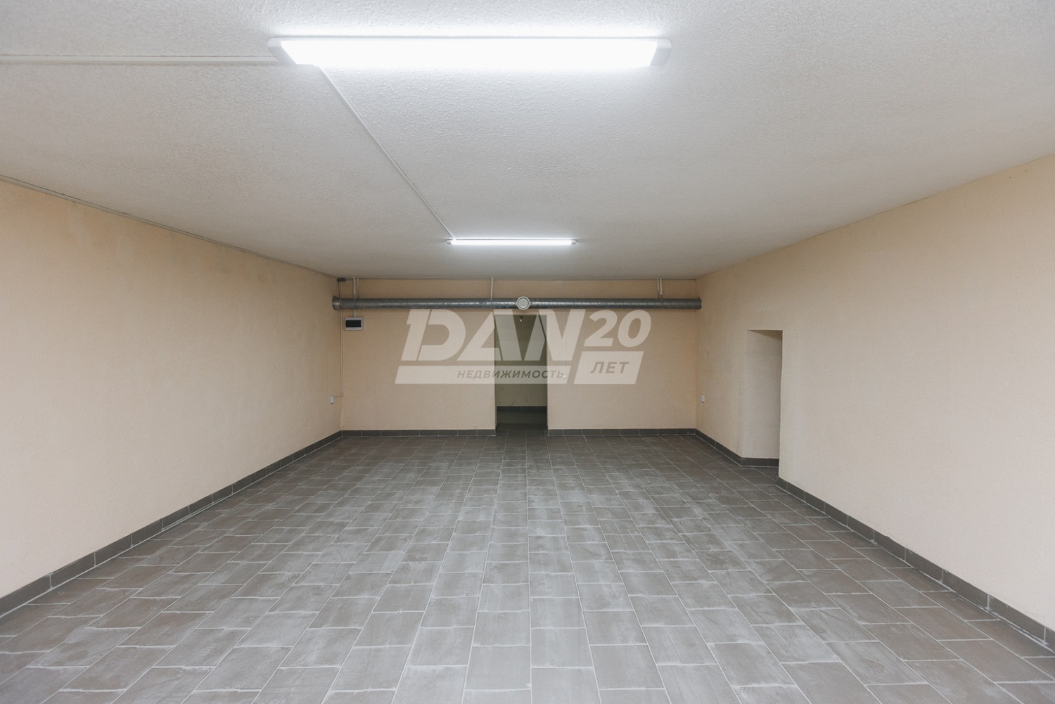Помещение свободного назначения 610 м²