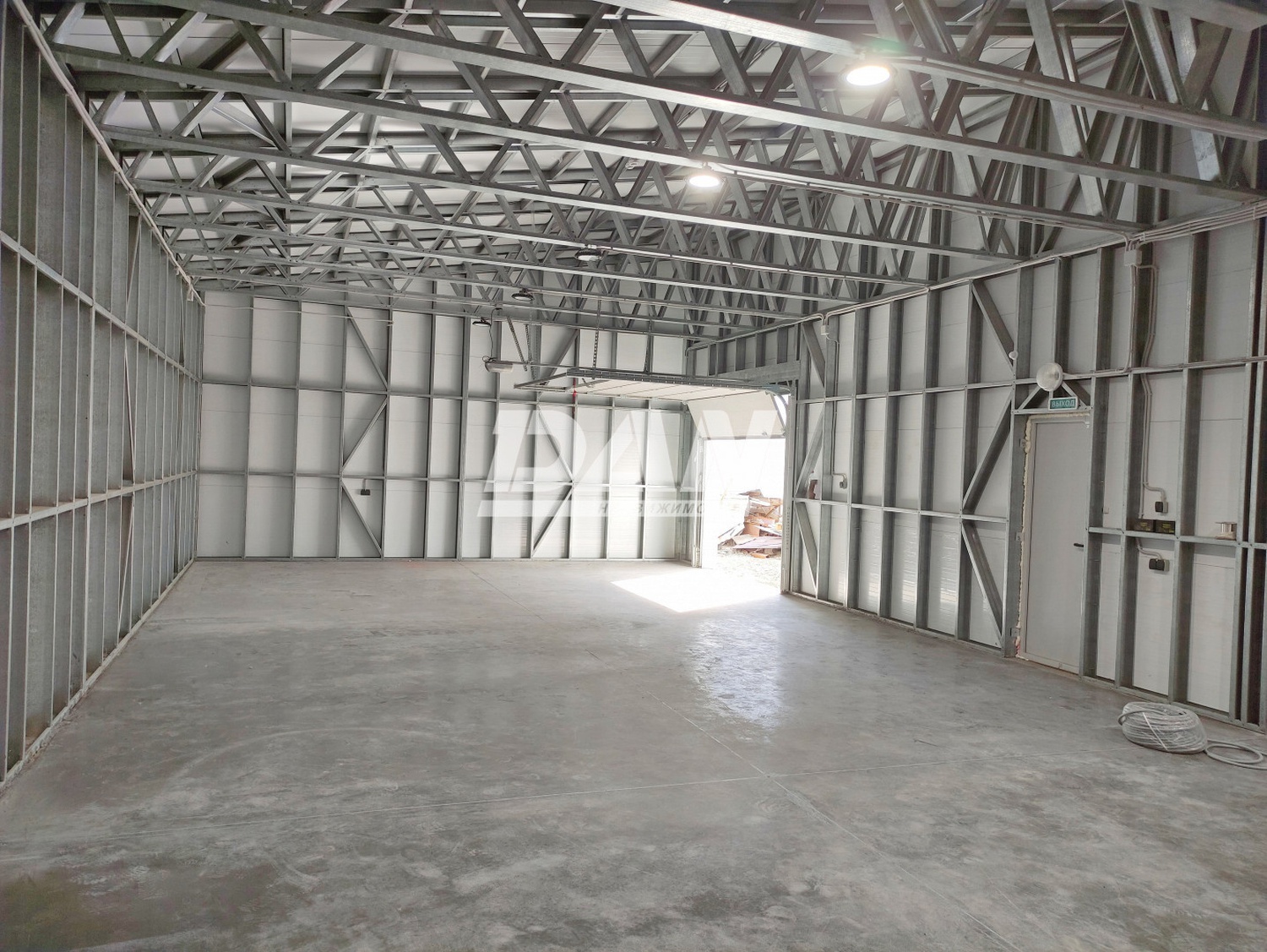 Помещение свободного назначения 1107 м²