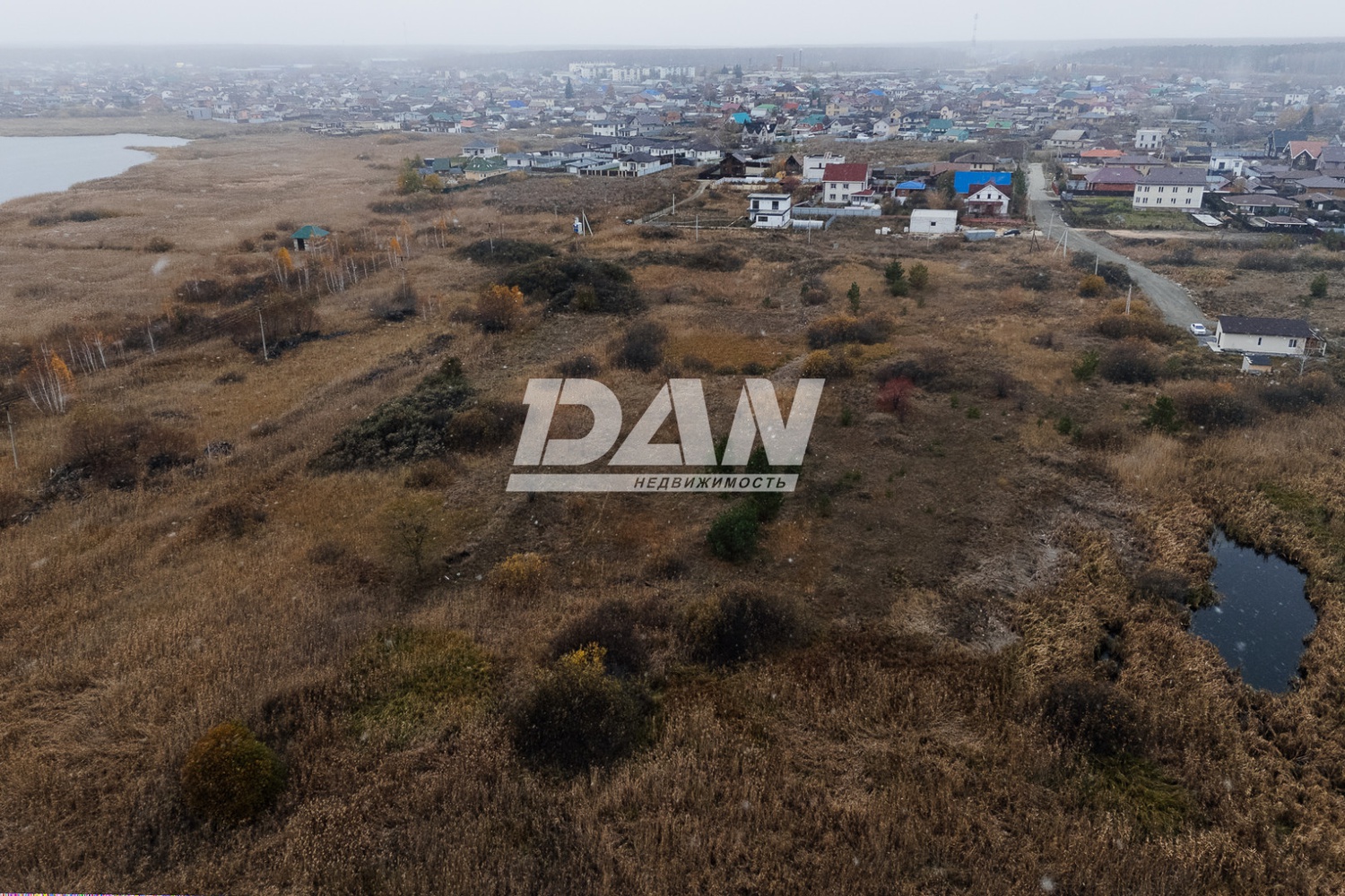 Земельный участок 142000 м²