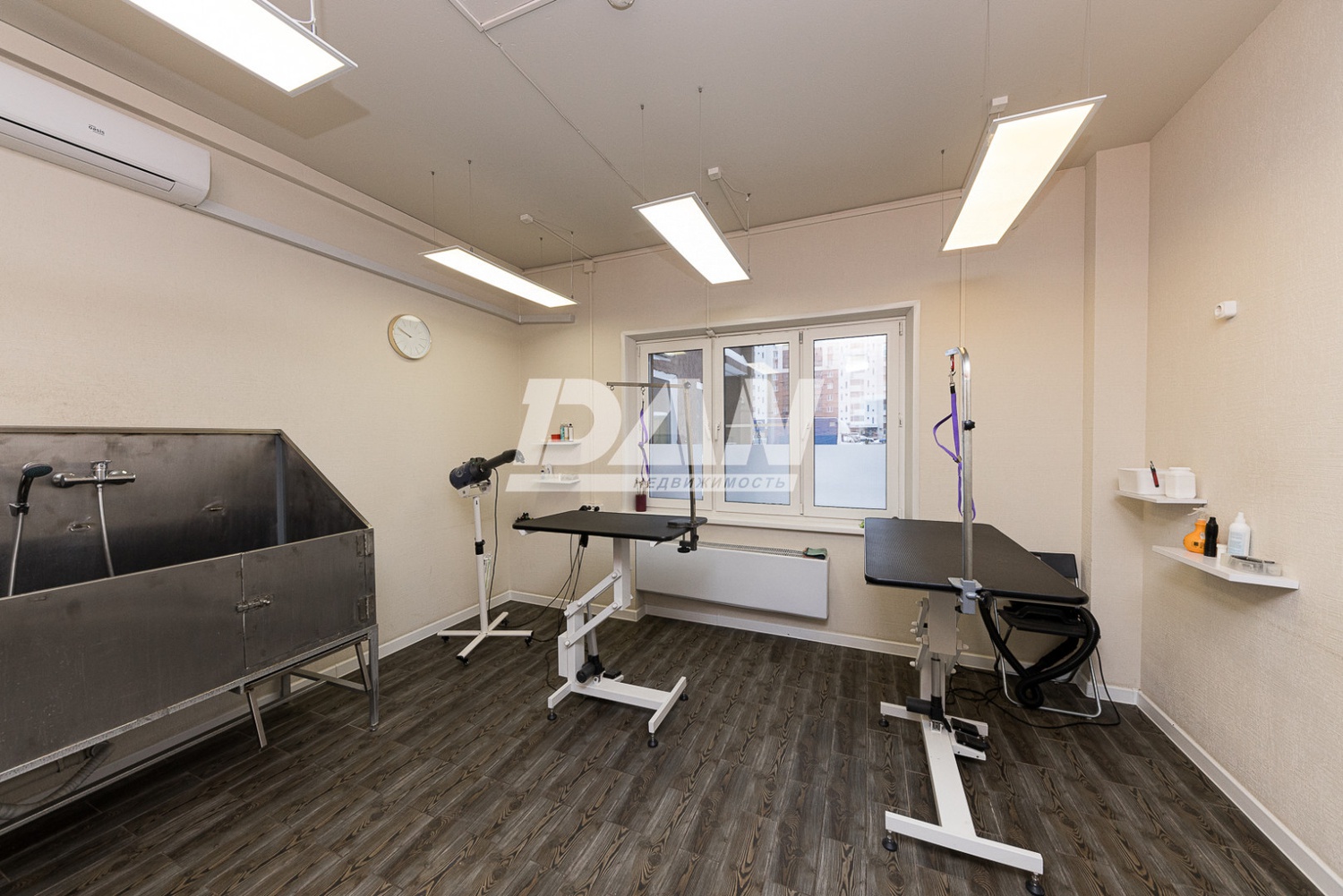 Помещение свободного назначения 56 м²