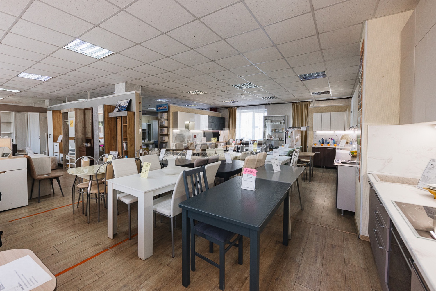 Производственное помещение 10000 м²