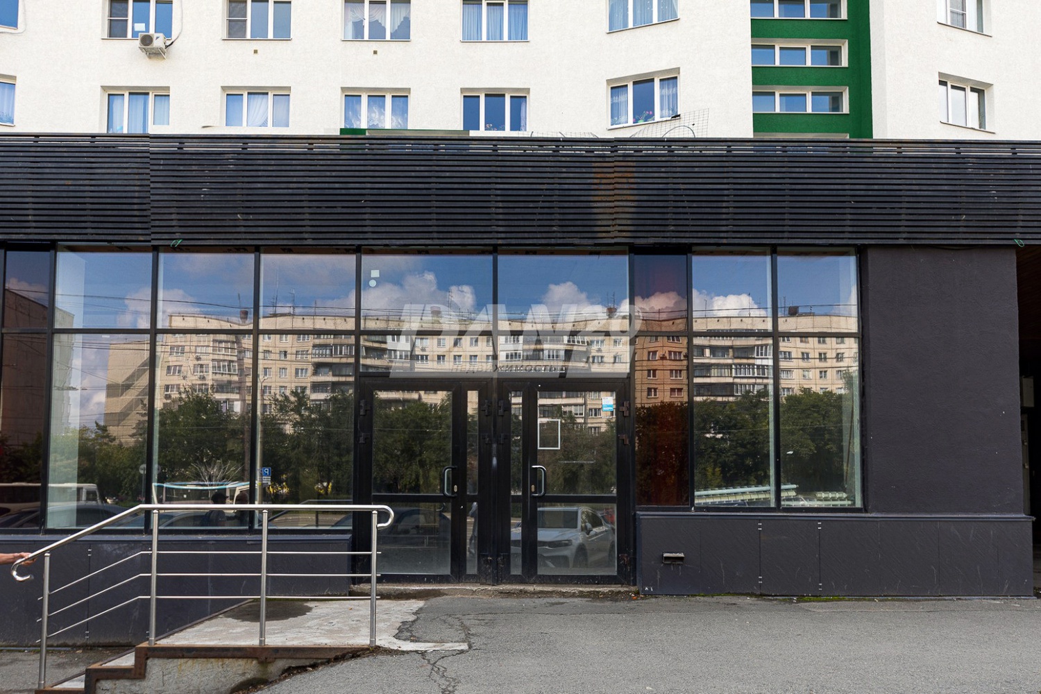 Помещение свободного назначения 1173,2 м²