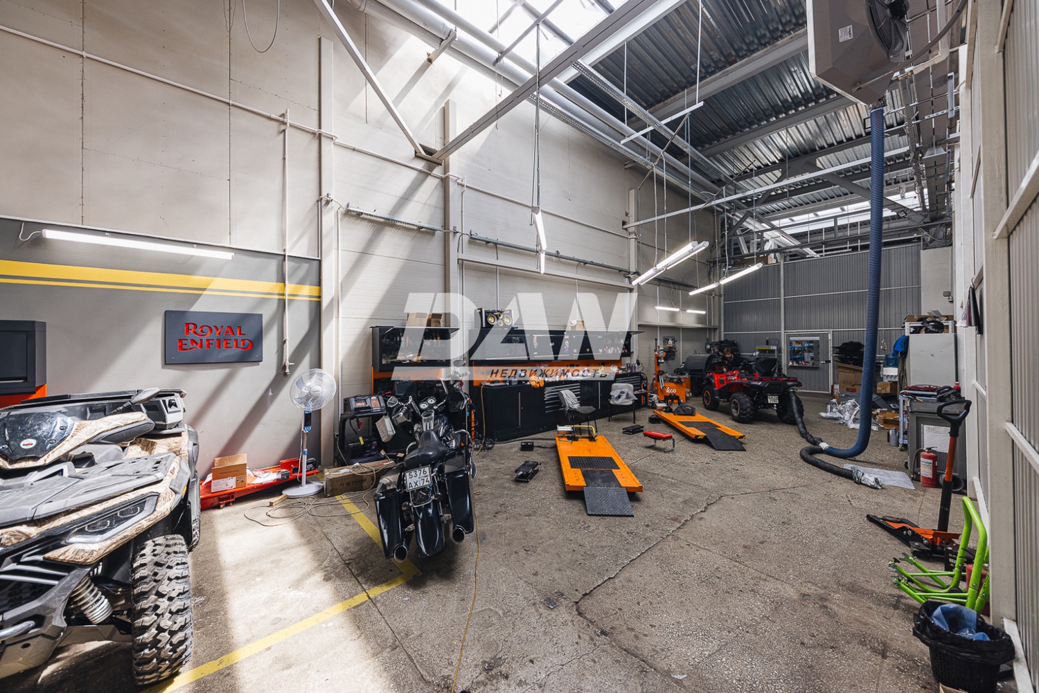 Торговое помещение 311 м²