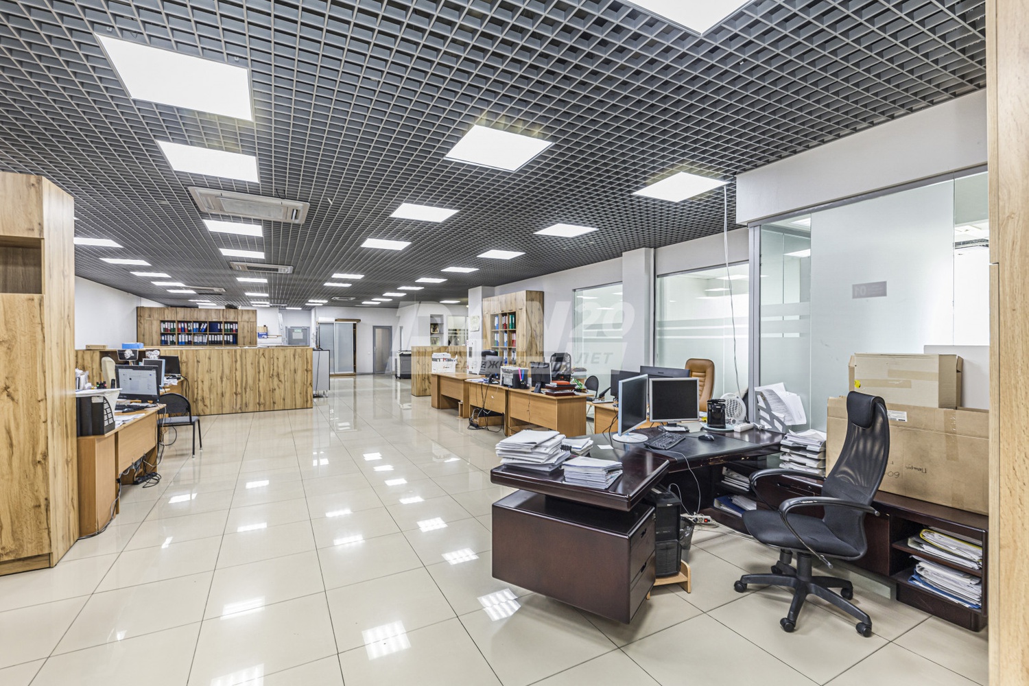 Торговая площадь 372 м²