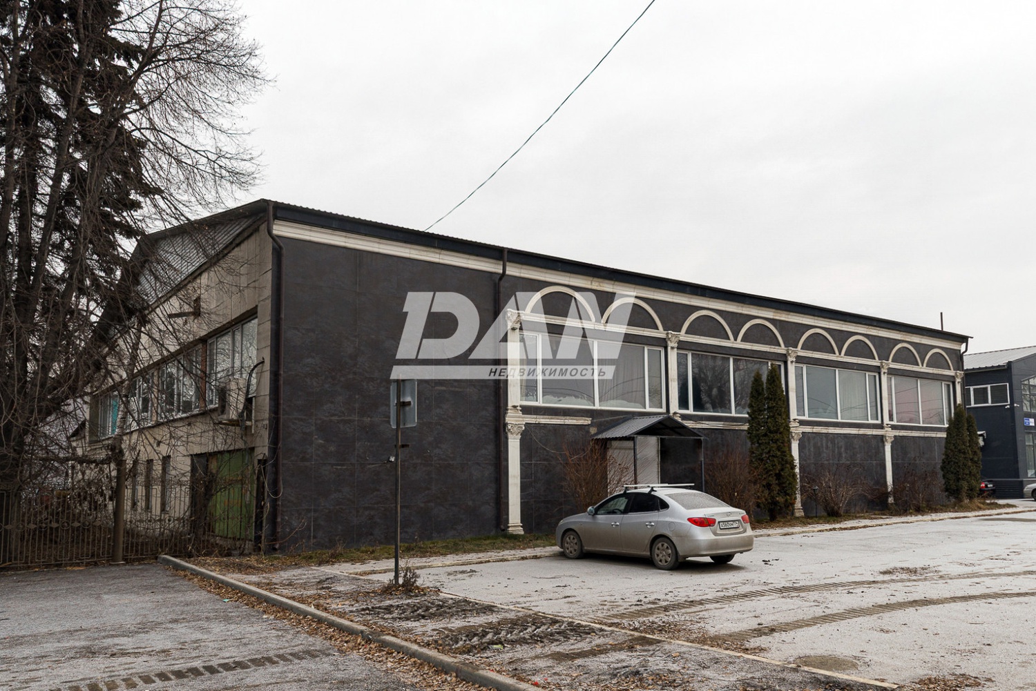 Помещение свободного назначения 682 м²