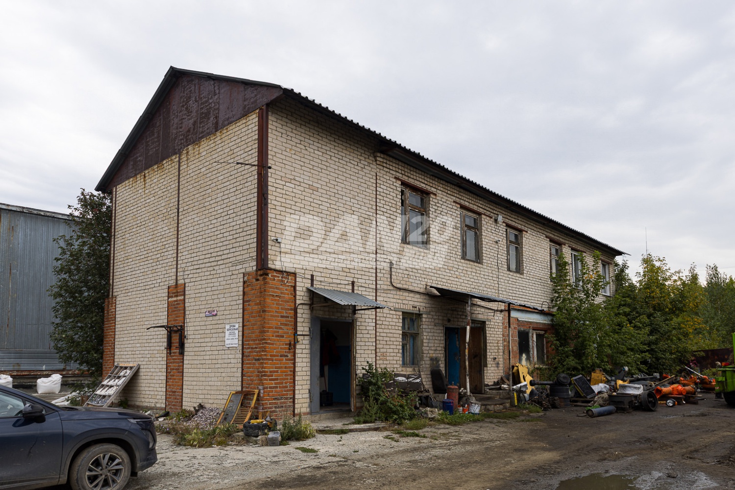 Производственное помещение 8000 м²