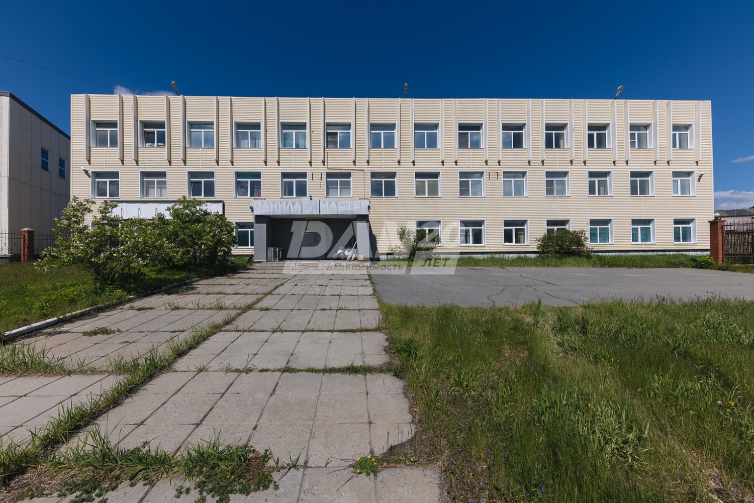 Помещение свободного назначения 1380 м²