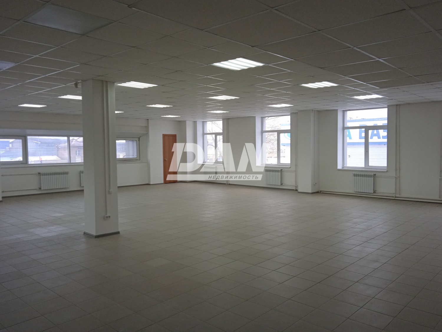 Помещение свободного назначения 600 м²