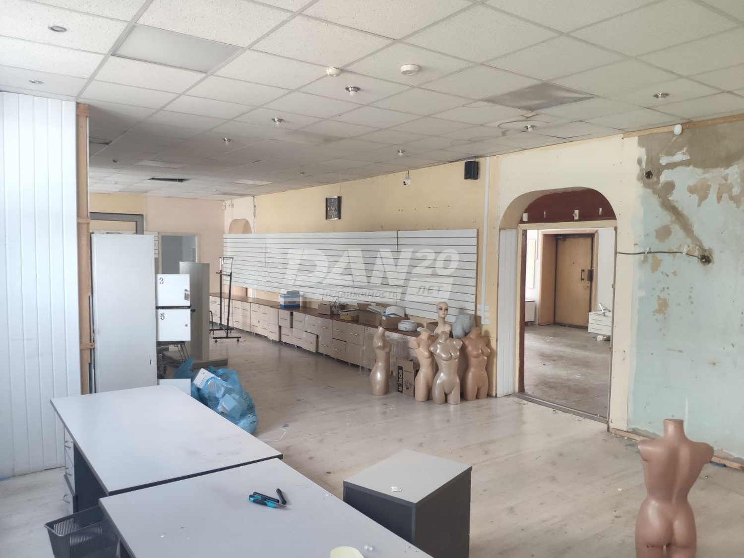 Торговое помещение 468 м²