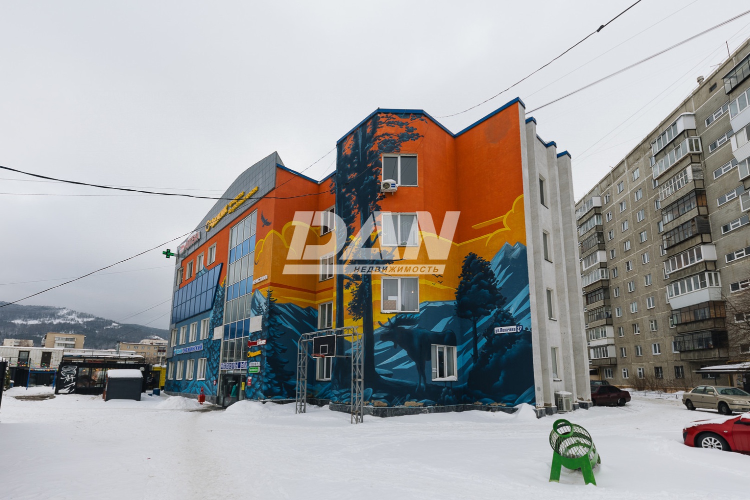 Помещение свободного назначения 407,9 м²