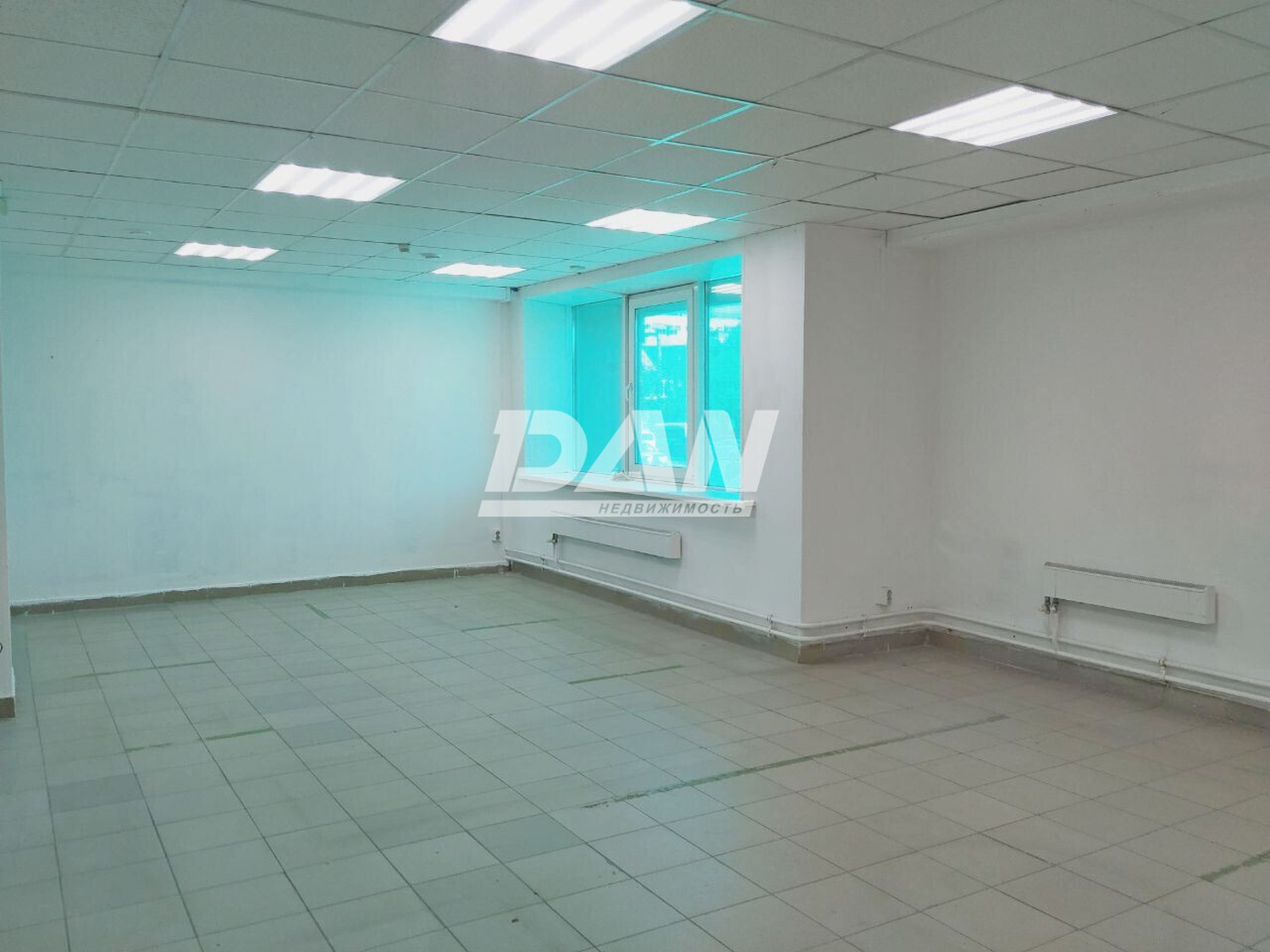 Торговое помещение 97,6 м²