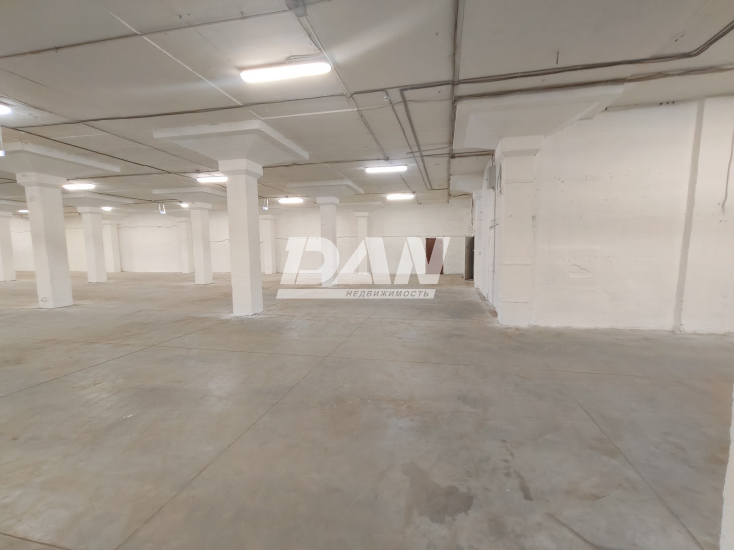 Склад 1867 м²