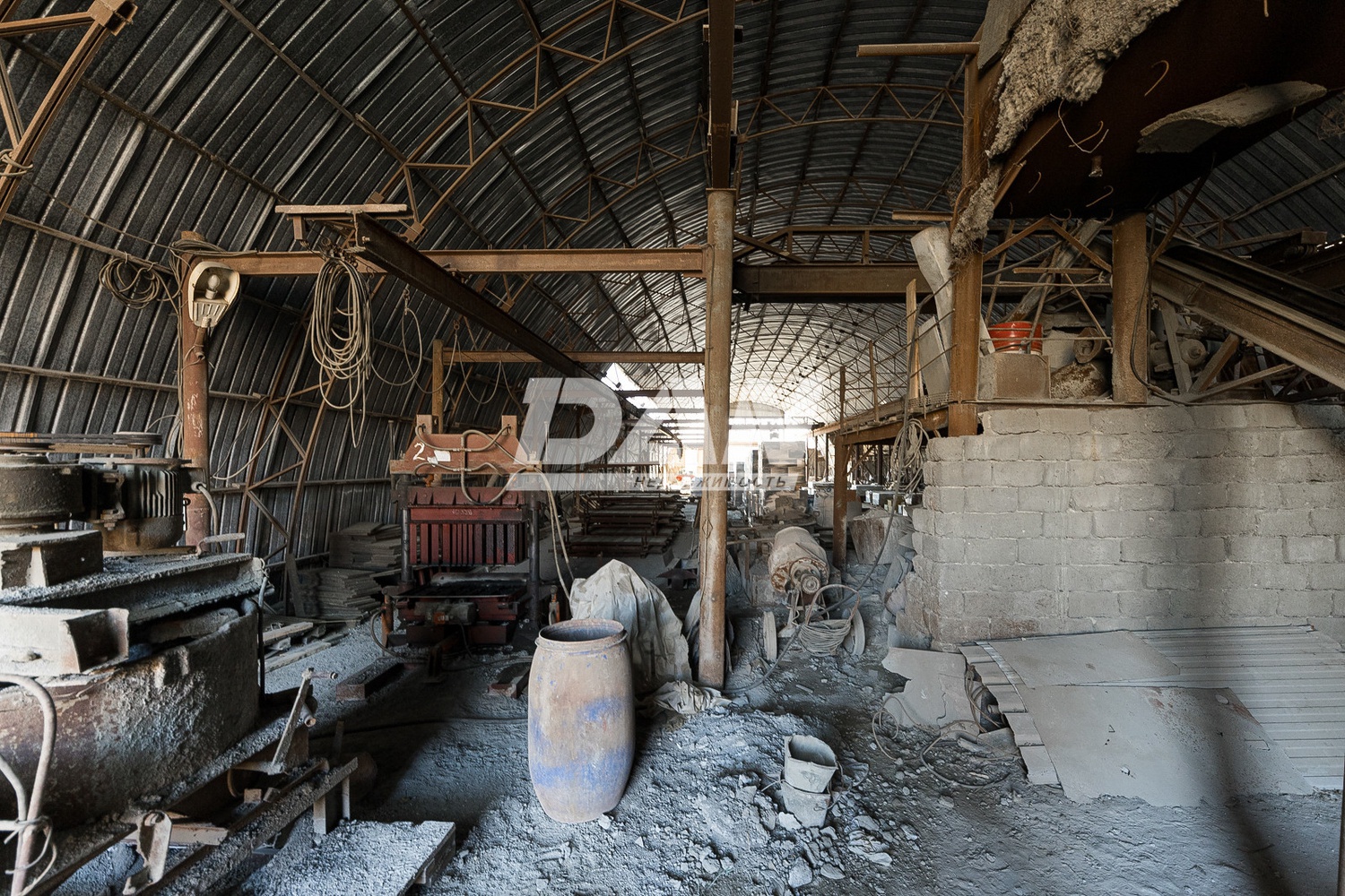 Производственное помещение 1132 м²