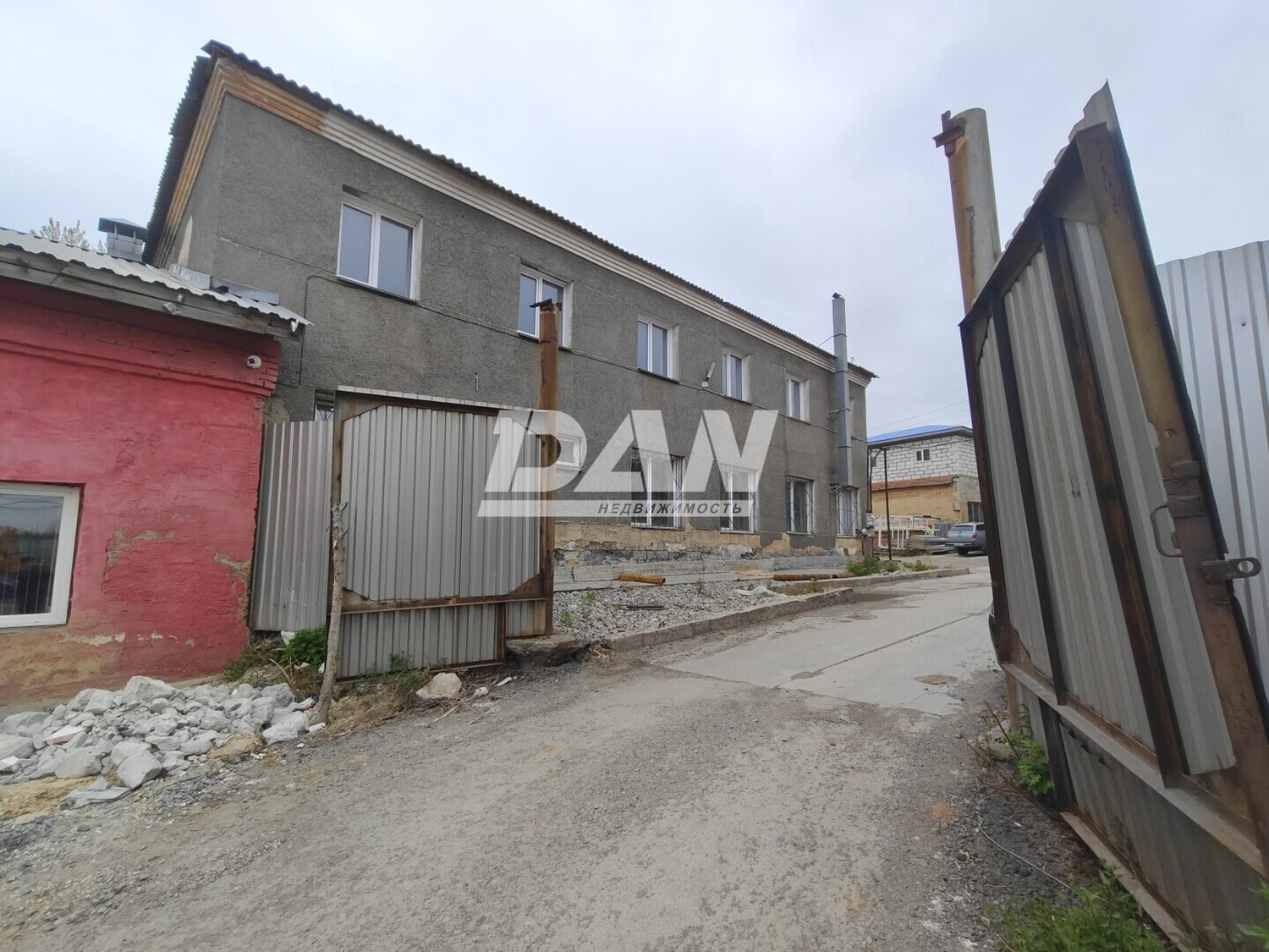 Помещение свободного назначения 140 м²