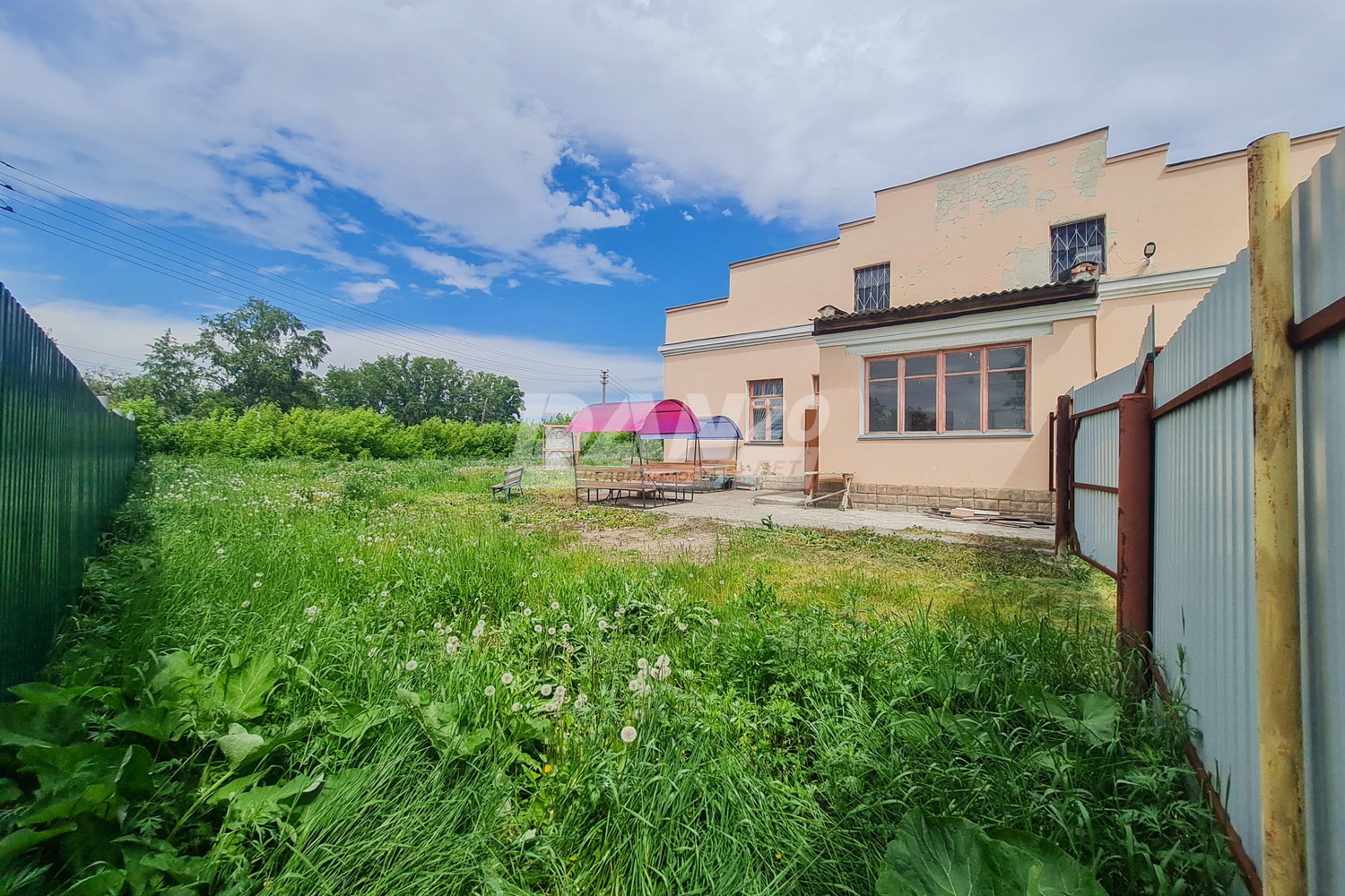Помещение свободного назначения 818,6 м²