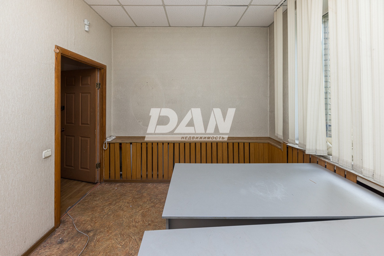 Торговое помещение 300 м²