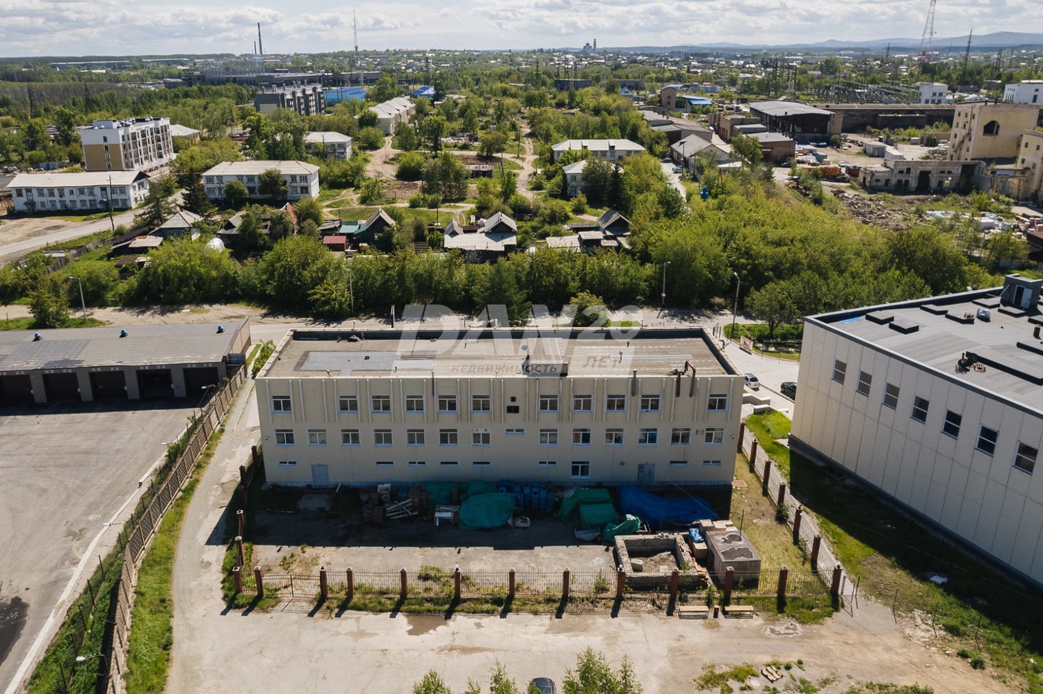 Помещение свободного назначения 1380 м²