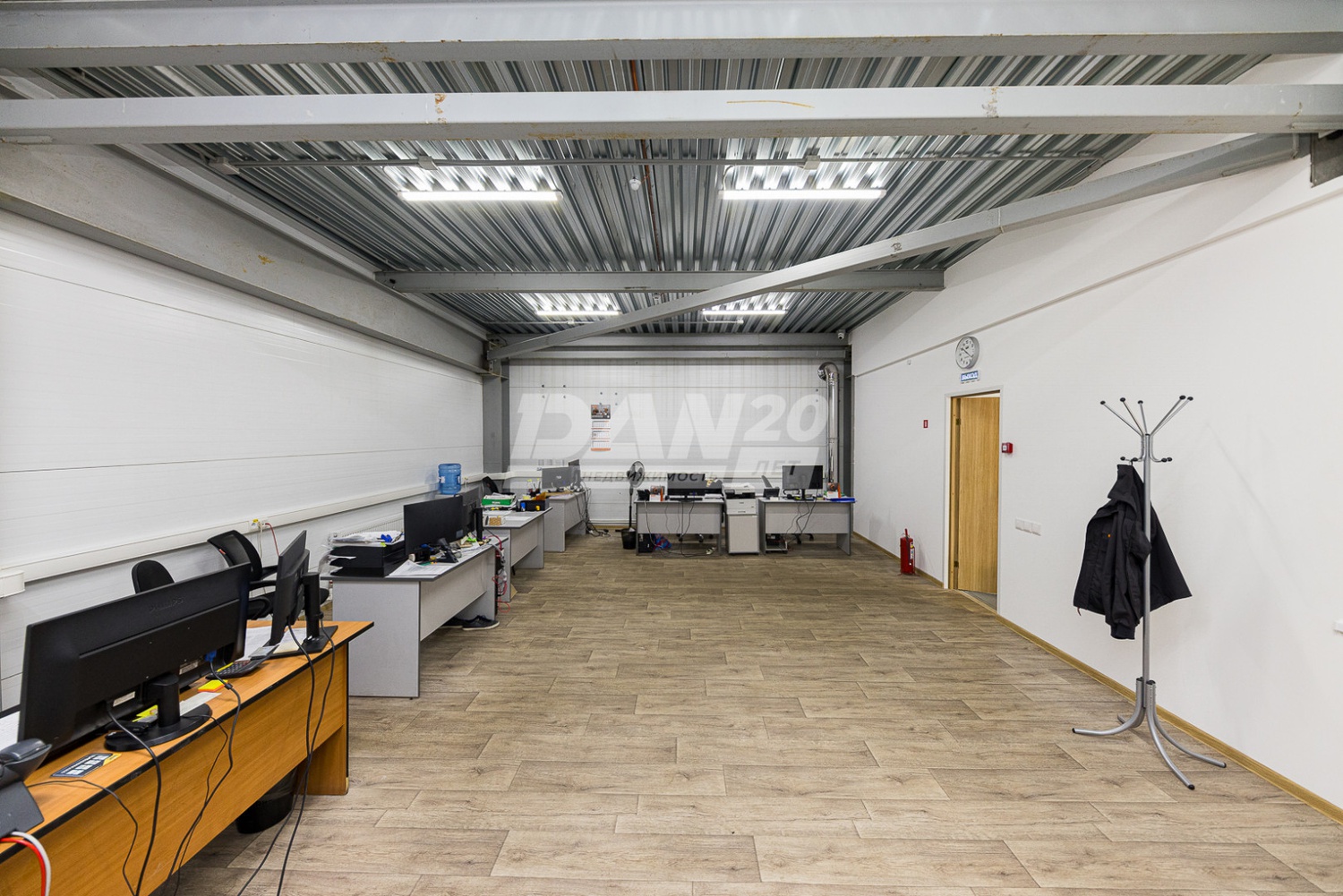 Склад 590 м²