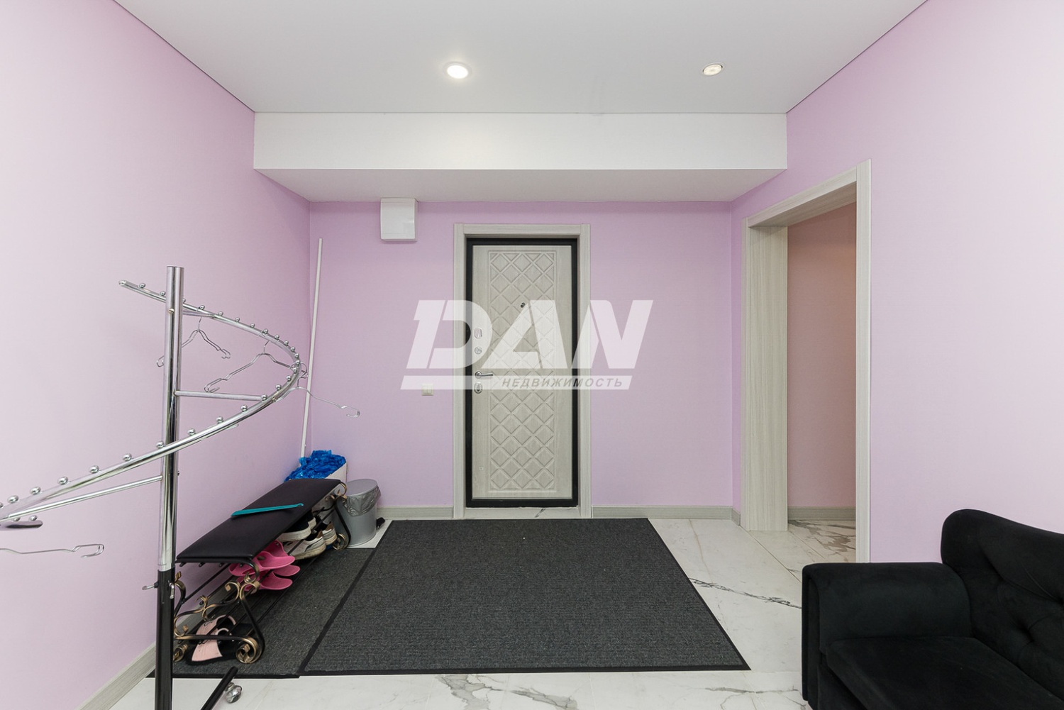 Торговая площадь 56 м²