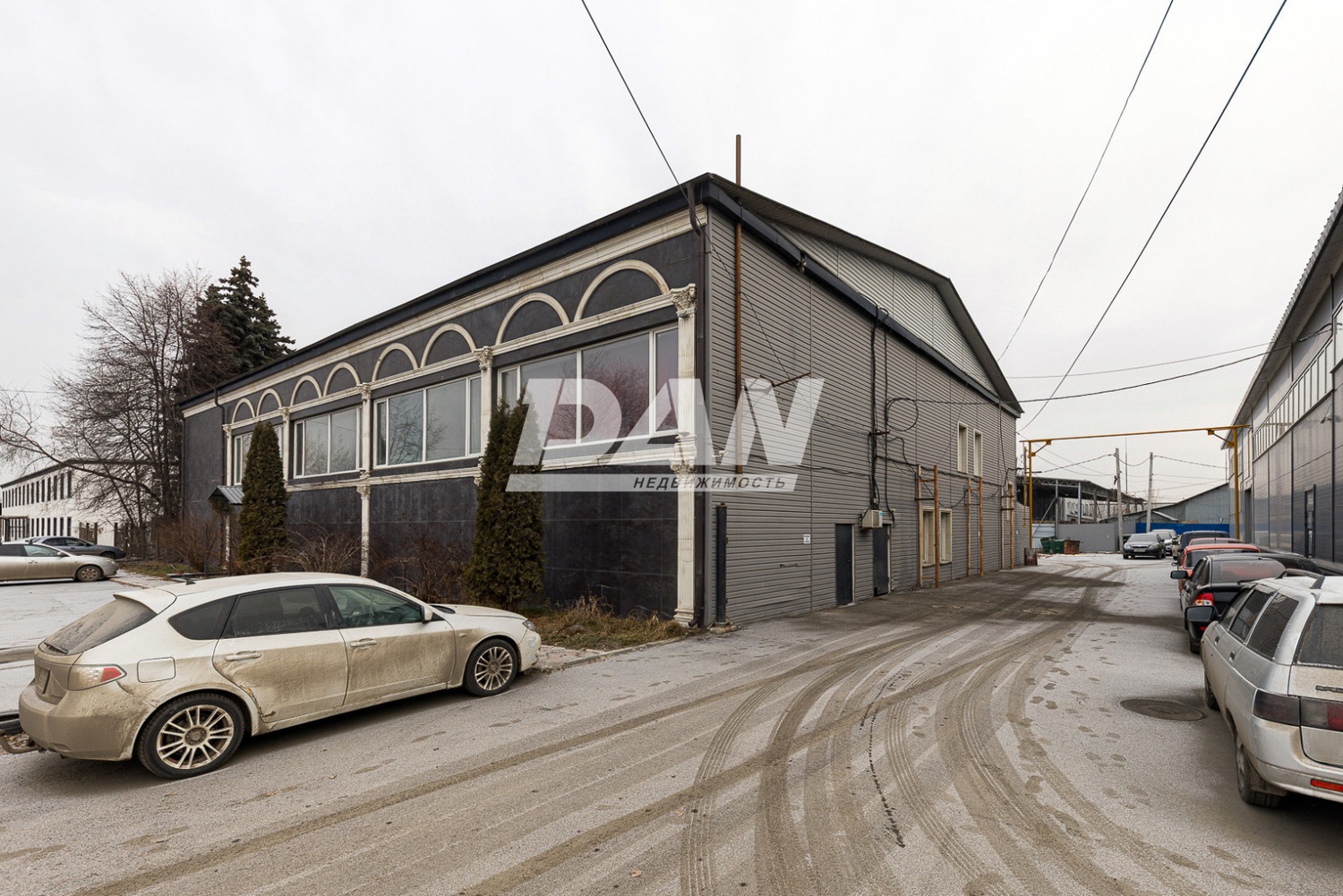 Торговое помещение 682 м²