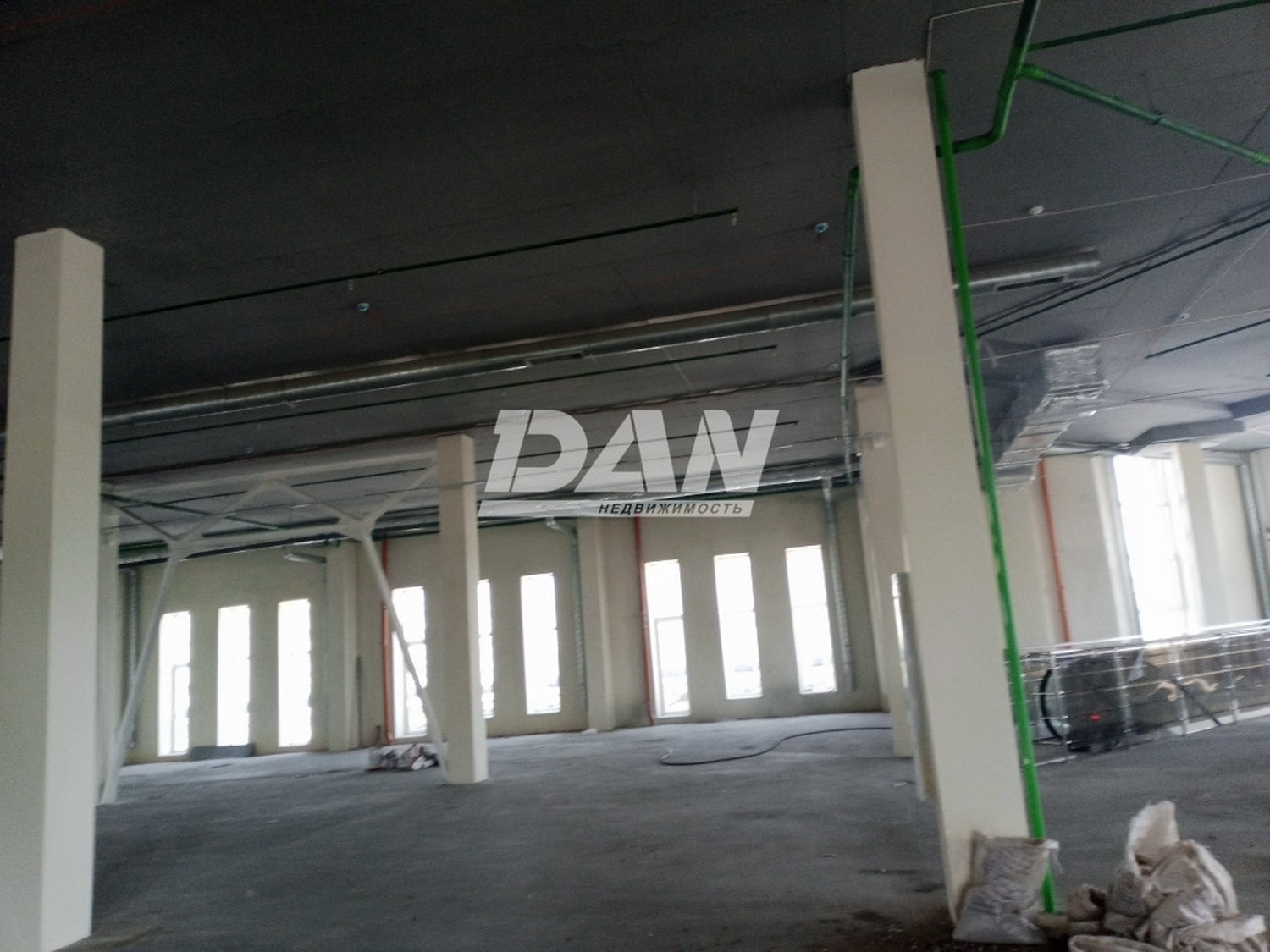 Помещение свободного назначения 300 м²