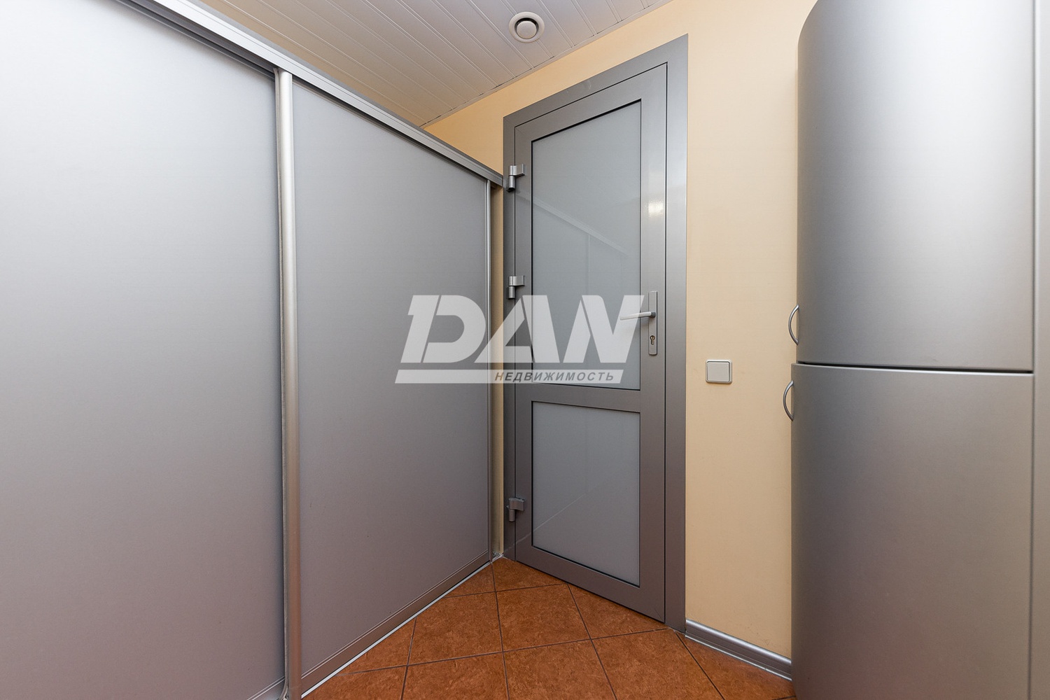 Помещение свободного назначения 142 м²