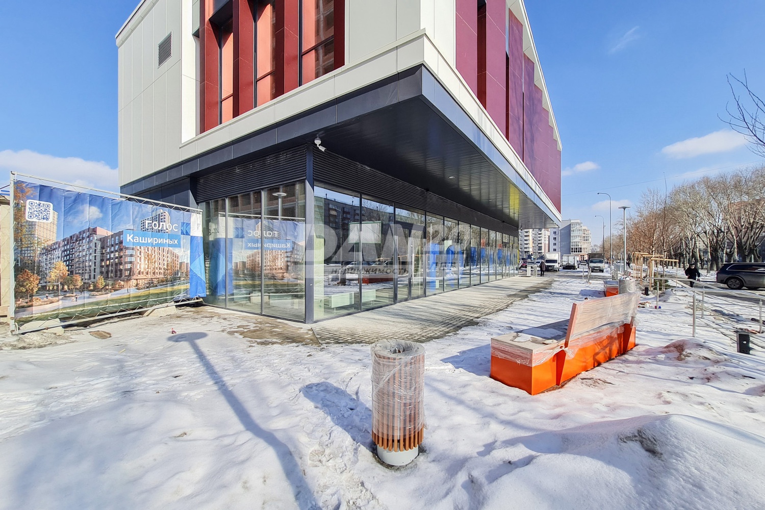 Торговая площадь 459,6 м²