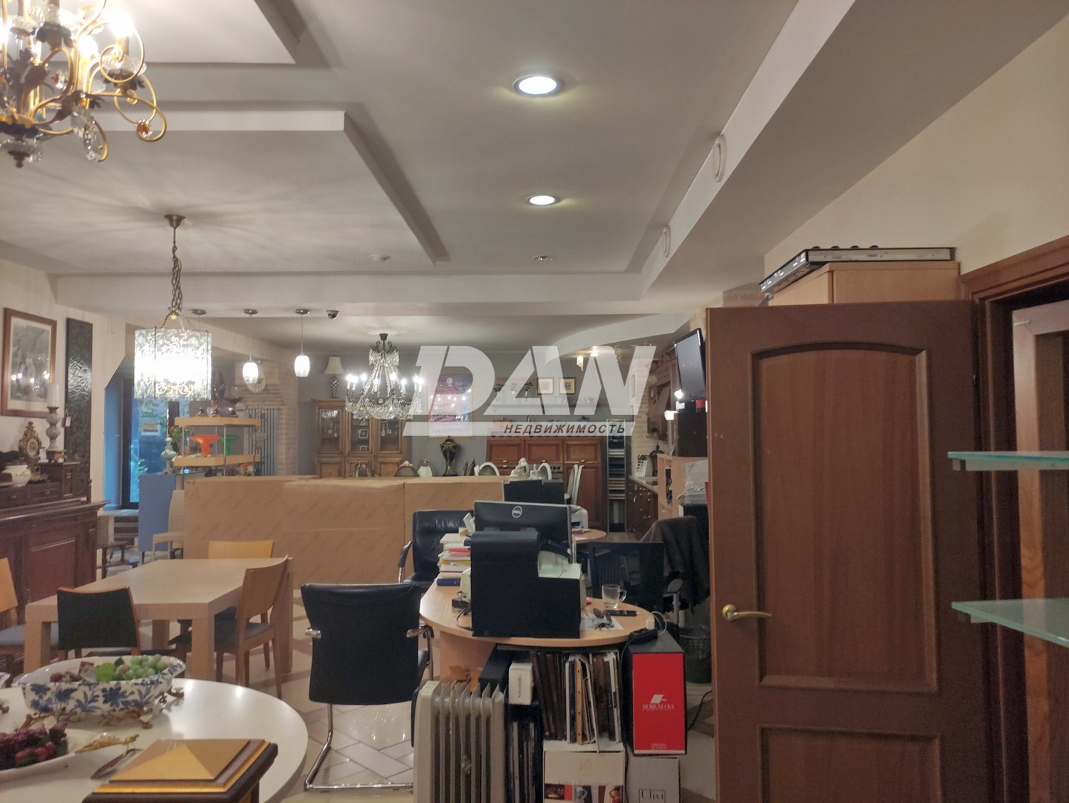 Торговое помещение 337,4 м²