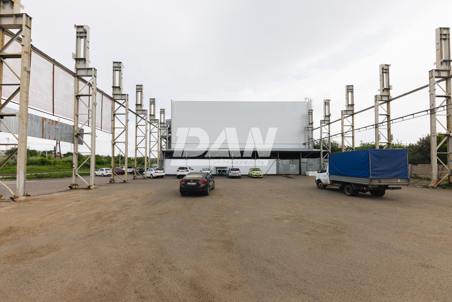 Торговая площадь 5000 м²