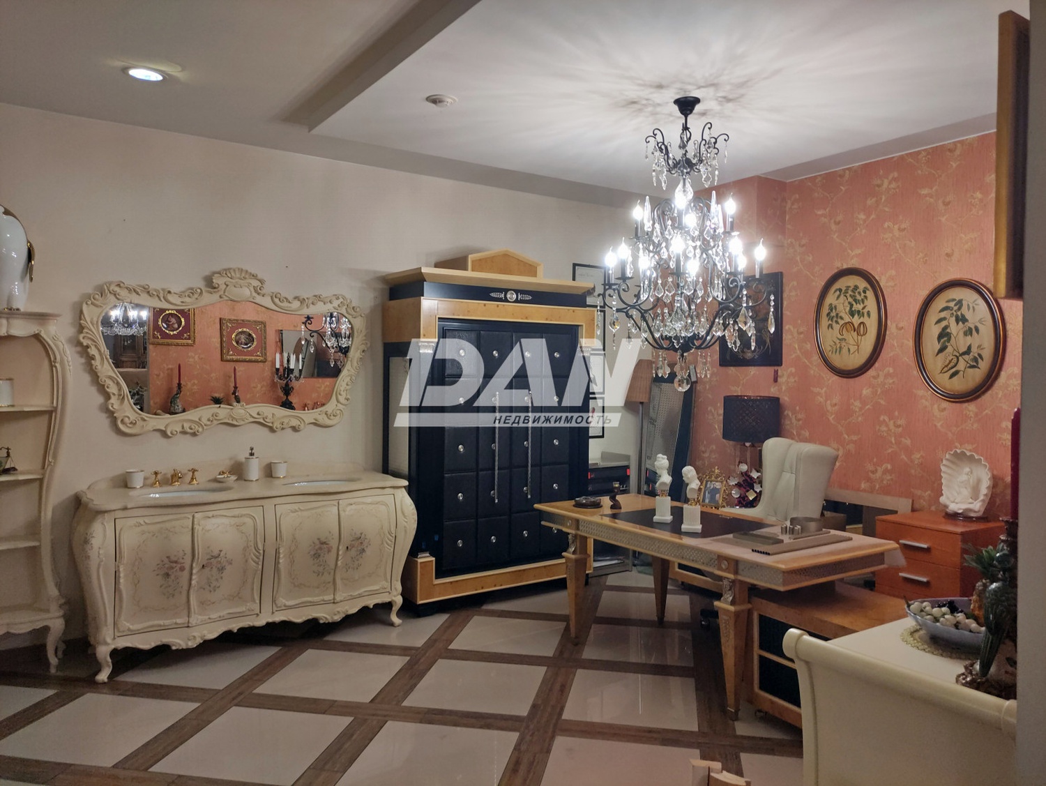 Торговое помещение 337,4 м²