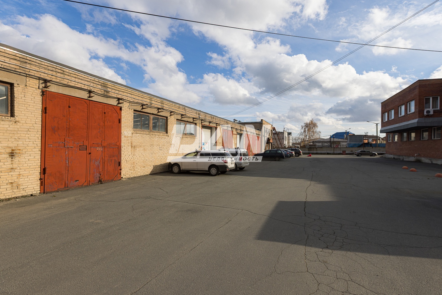 Склад 8500 м²