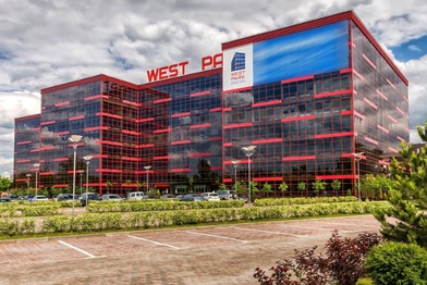 Столичные власти могут снести БЦ West Park на западе Москвы