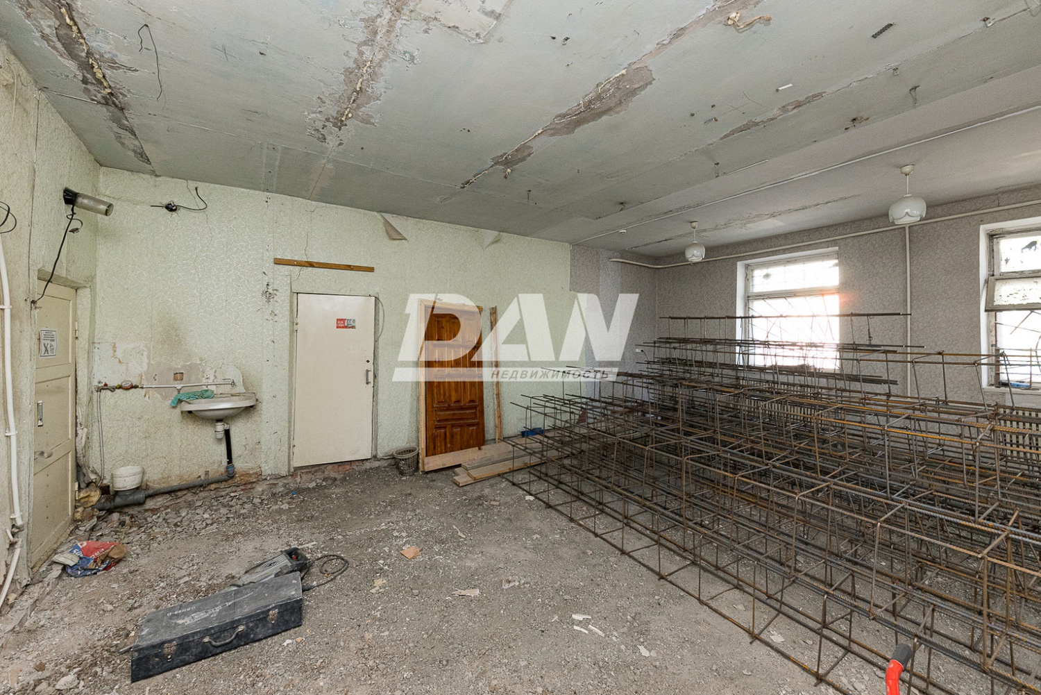 Торговое помещение 137 м²