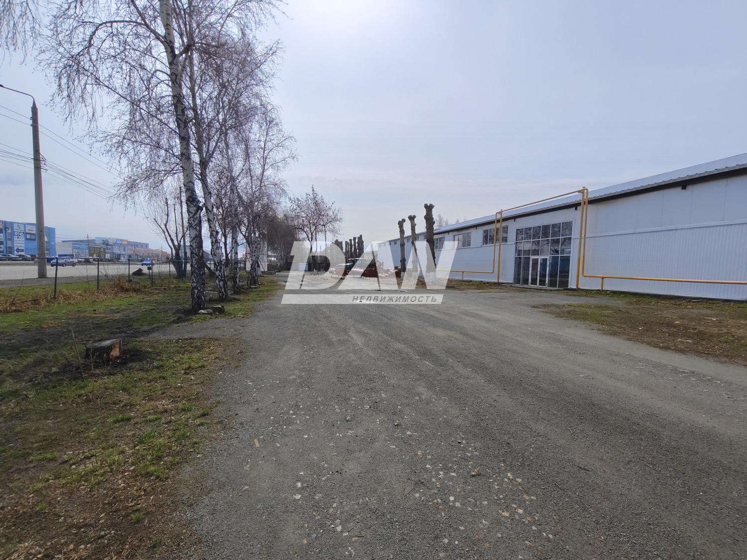 Помещение свободного назначения 648 м²