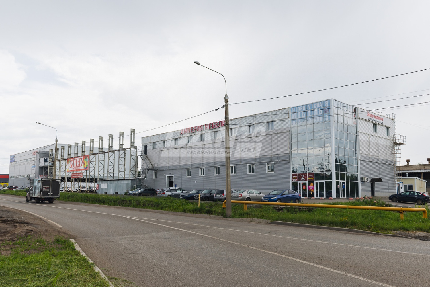 Торговая площадь 5000 м²