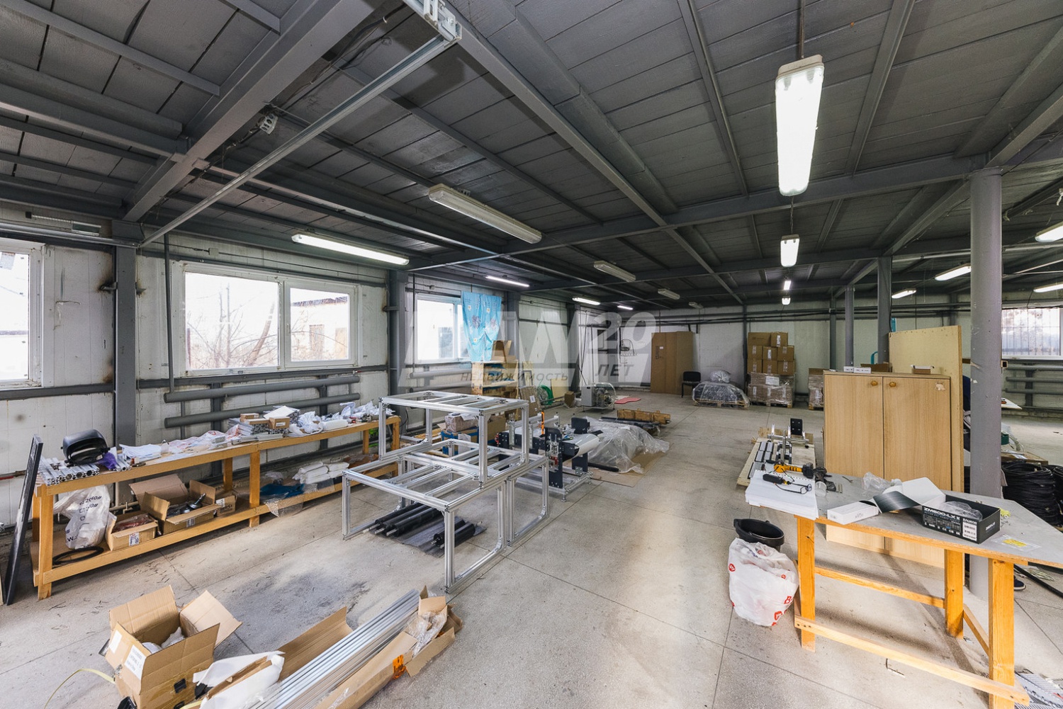 Производственное помещение 1200 м²
