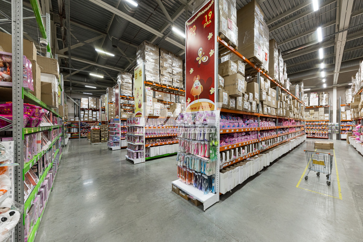 Склад 7102 м²