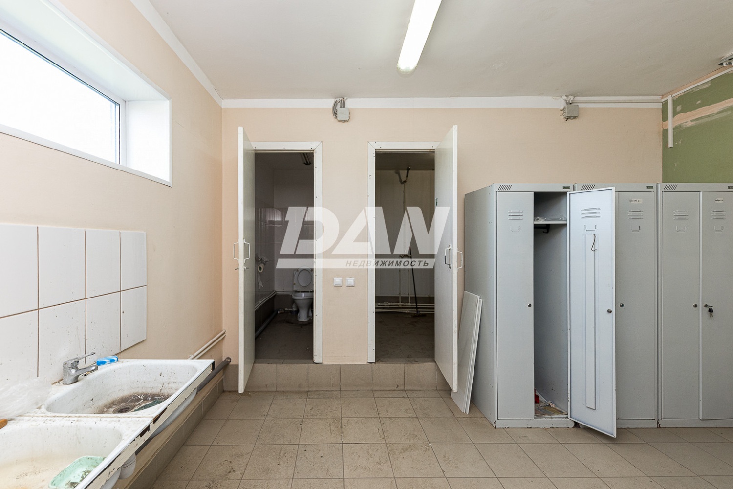 Производственное помещение 1200 м²