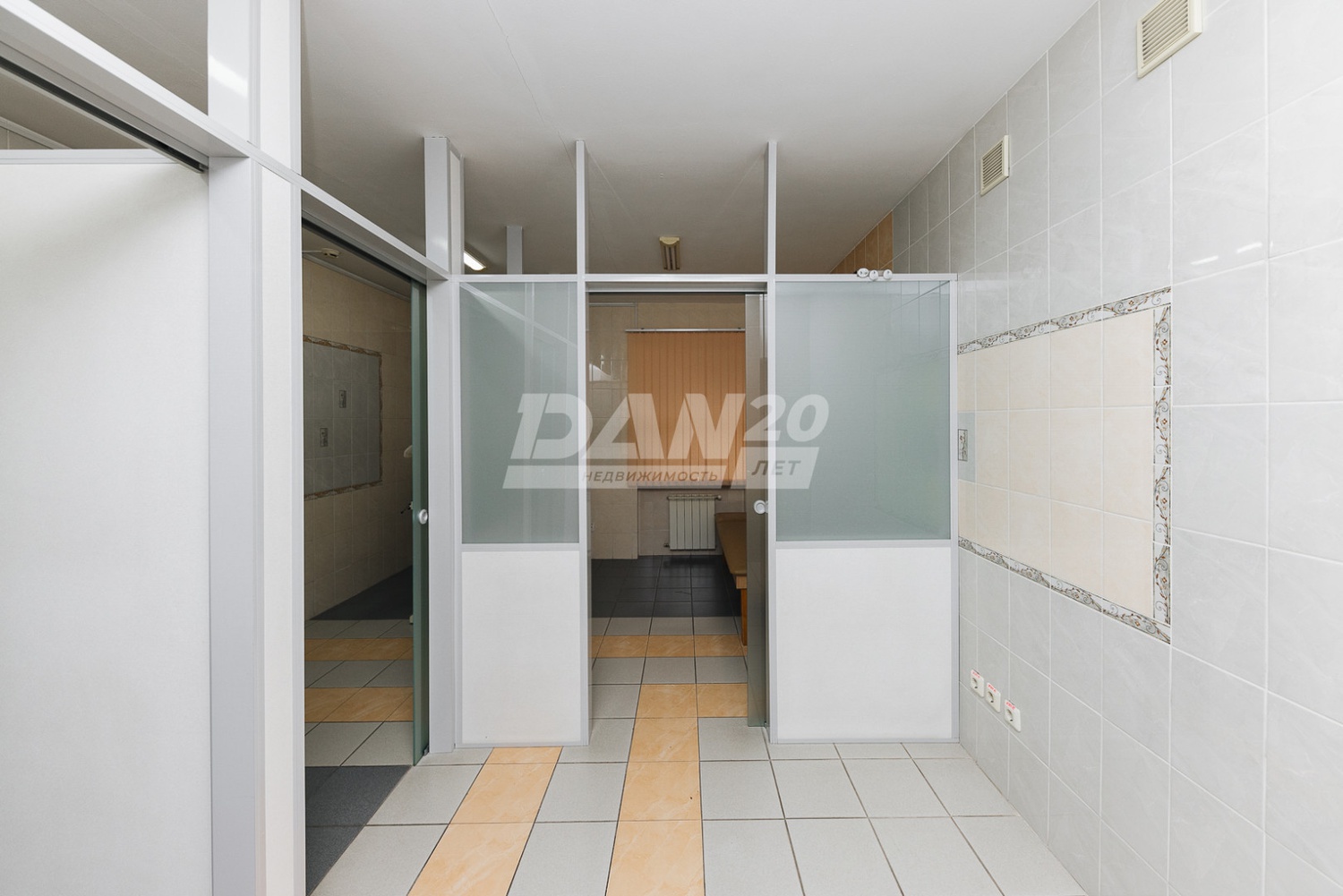 Торговое помещение 339 м²