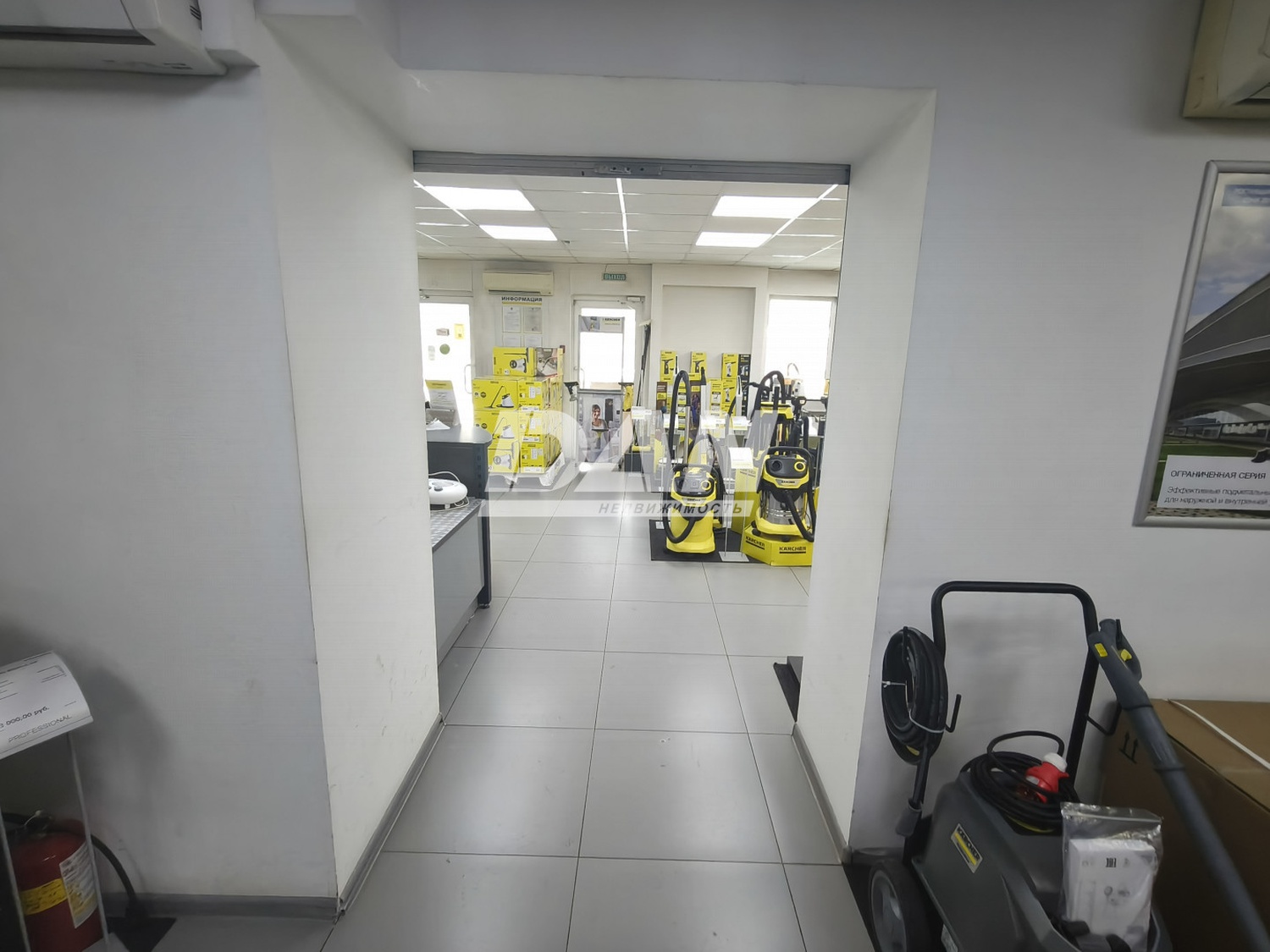 Торговое помещение 180 м²