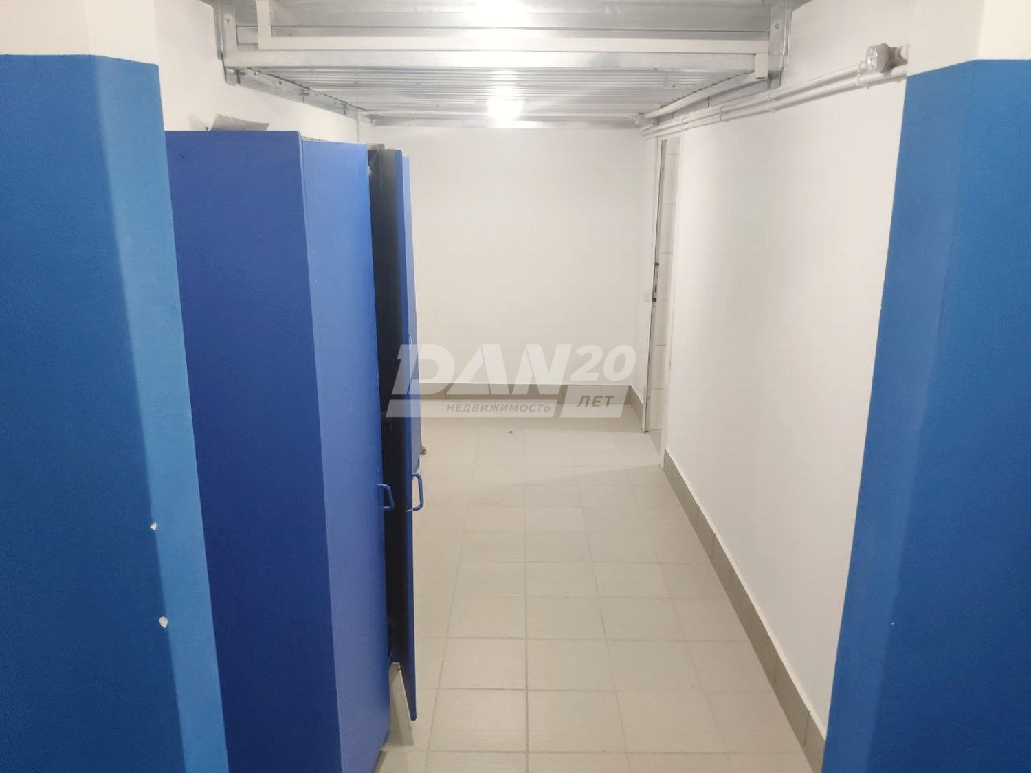 Склад 301 м²