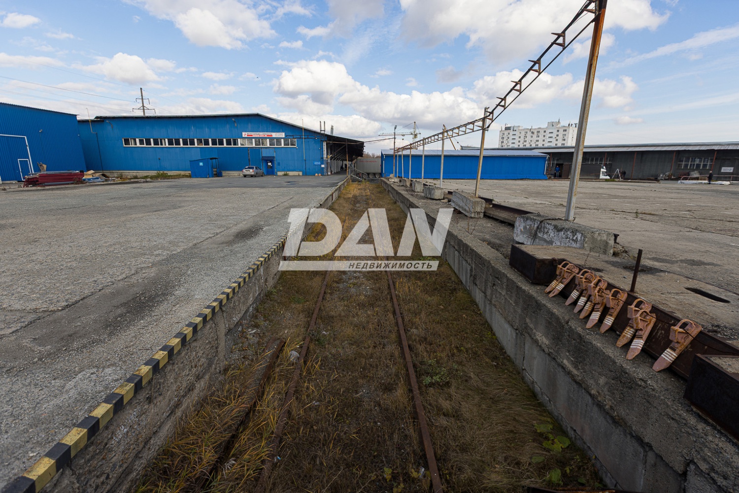 Склад 8500 м²
