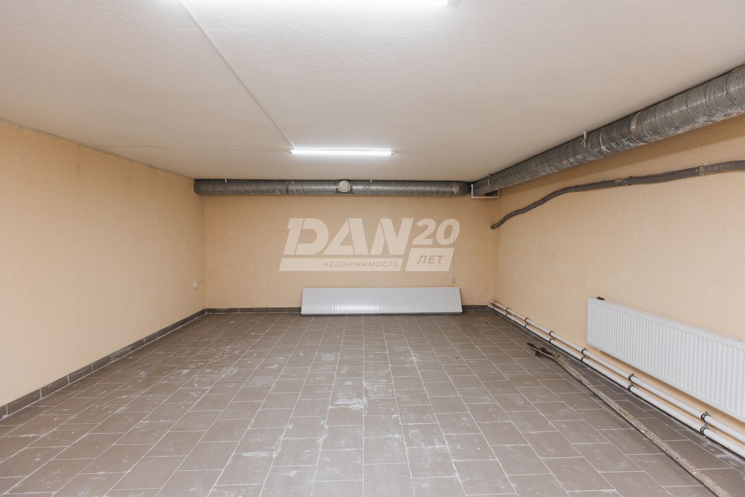 Помещение свободного назначения 610 м²